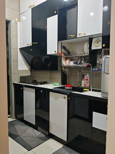 Condominium for Sale at Legend Heights - Carson Loh - Kitchen - PropertyGuru.com.my