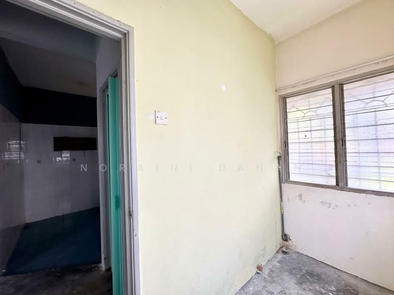 2-storey Terraced House for Sale in Saujana Utama (Selangor) - Noraini Dahan - Interior - PropertyGuru.com.my