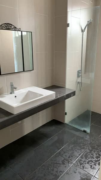 Kondominium untuk Disewa di The Andes Condo Villa @ Bukit Jalil - Luff Lee - Bathroom - PropertyGuru.com.my