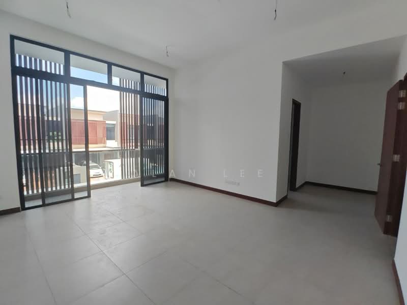 2-storey Terraced House for Sale in Puteri Harbour (Iskandar Puteri (Nusajaya)) - Alan Lee - Living Room - PropertyGuru.com.my