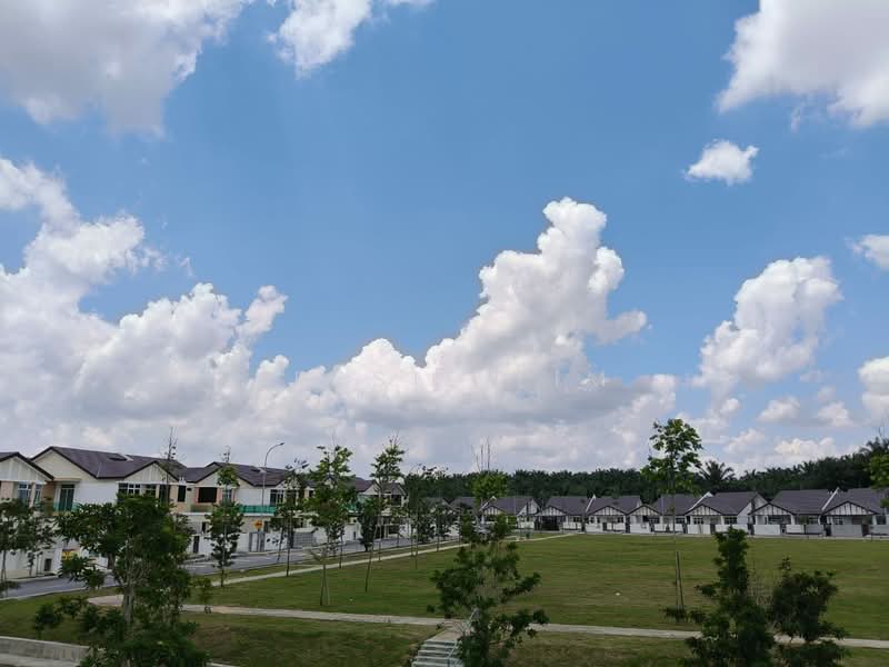 Rumah Teres untuk Disewa di Taman Pinggiran Senawang (Sungai Gadut) - Jessie Lim - Exterior - PropertyGuru.com.my