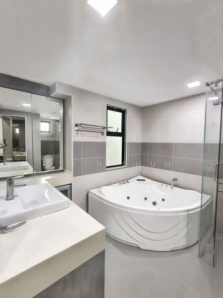 Cluster House for Sale in Skudai (Johor) - Keith Shum - Bathroom - PropertyGuru.com.my