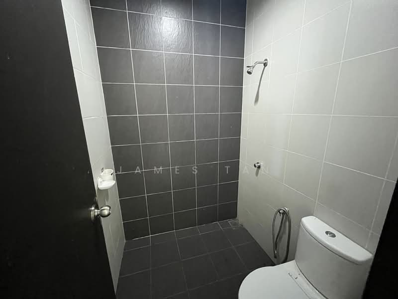 Rumah Teres untuk Dijual di Shah Alam (Selangor) - James Tan - Bathroom - PropertyGuru.com.my