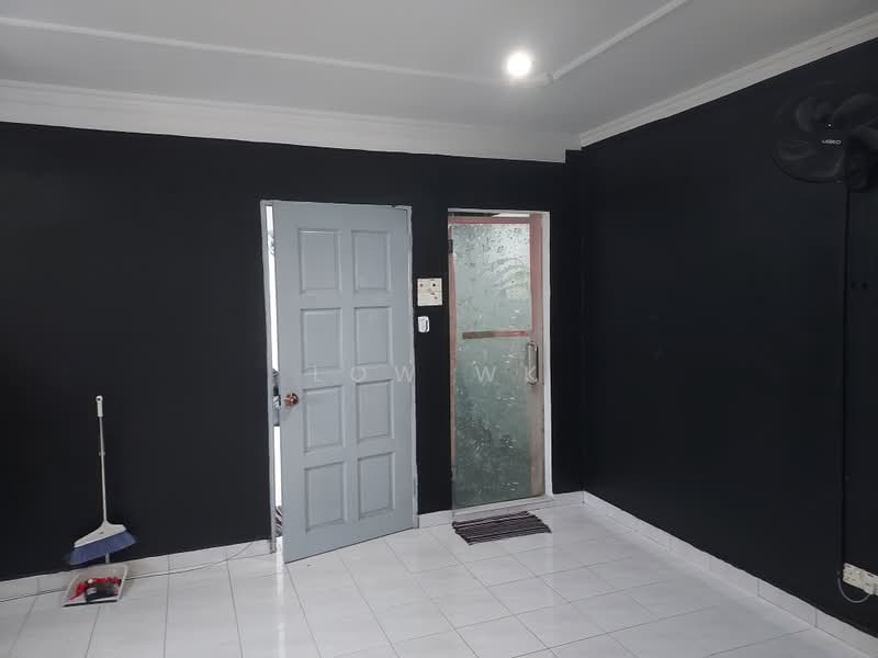 3-storey Terraced House for Sale in Bandar Baru Sri Petaling (Sri Petaling) - LOW WK - Interior - PropertyGuru.com.my