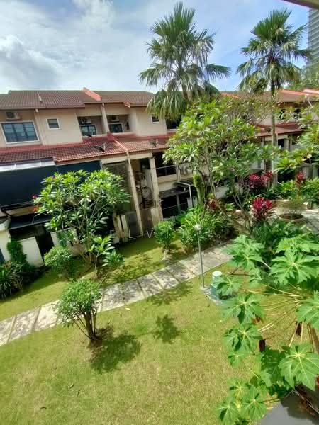 Townhouse for Sale in Petaling Jaya (Selangor) - Kelvin . - Exterior - PropertyGuru.com.my