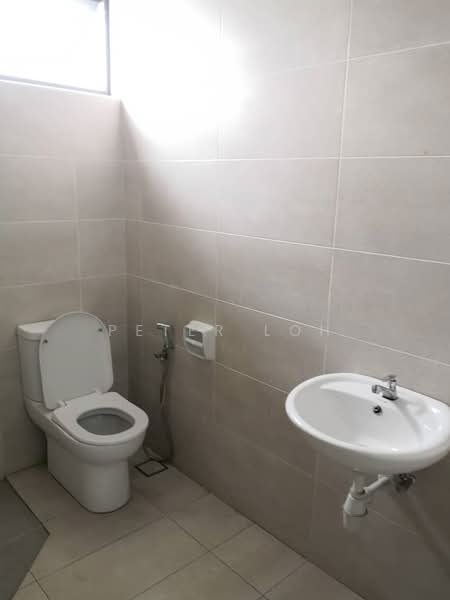 Kondominium untuk Dijual di Prominence - Peter Loh - Bathroom - PropertyGuru.com.my