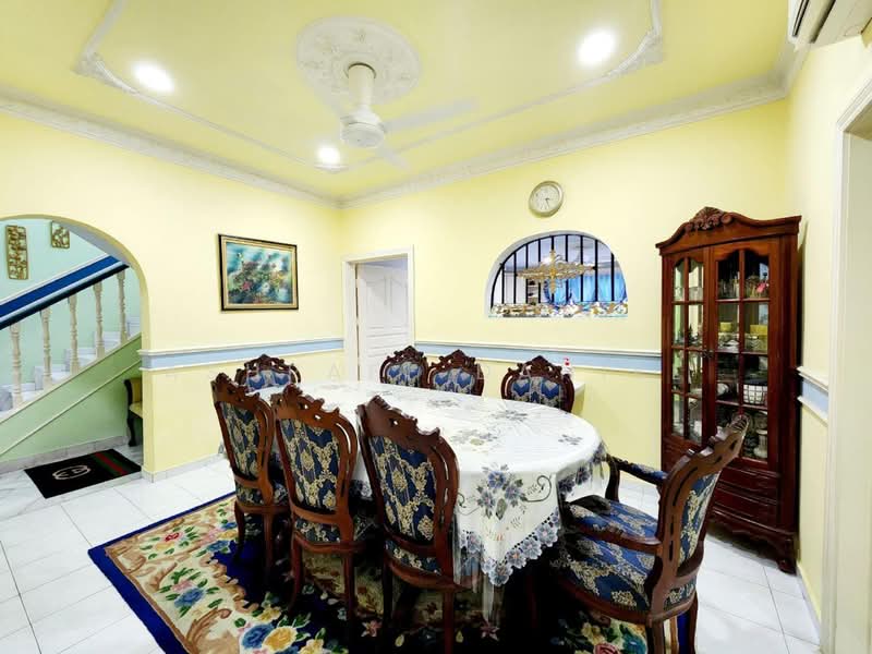 Rumah Banglo untuk Dijual di Seksyen 6 (Shah Alam) - Ashraff Daniel - PropertyGuru.com.my