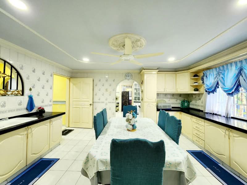 Rumah Banglo untuk Dijual di Seksyen 6 (Shah Alam) - Ashraff Daniel - PropertyGuru.com.my