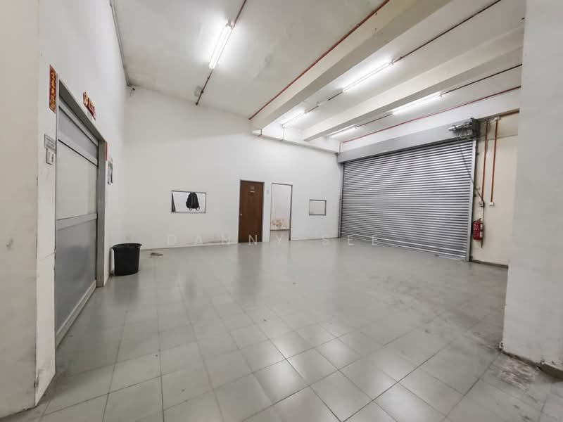 Semi-D Factory for Rent in Taman Timur (Kulai) - Danny See - Interior - PropertyGuru.com.my