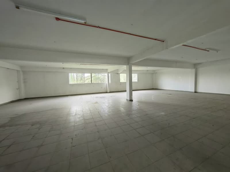 Semi-D Factory for Rent in Taman Timur (Kulai) - Danny See - Interior - PropertyGuru.com.my