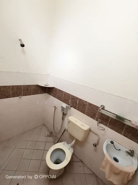 2-storey Terraced House for Sale in Johor Bahru (Johor) - Eva Siow - Bathroom - PropertyGuru.com.my