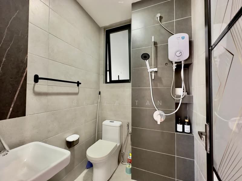 Service Residence for Sale at The M @ Medini Macrolink - Bella Tan - Bathroom - PropertyGuru.com.my