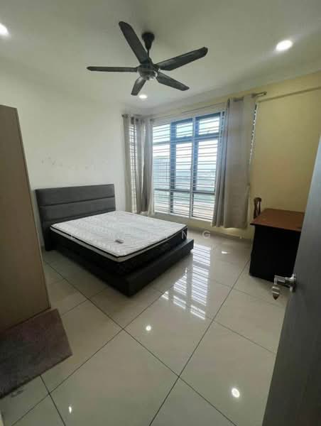 Servis Apartment untuk Disewa di D'Secret Garden (Pangsapuri Kempas Indah) - Le Ching . - Bedroom - PropertyGuru.com.my