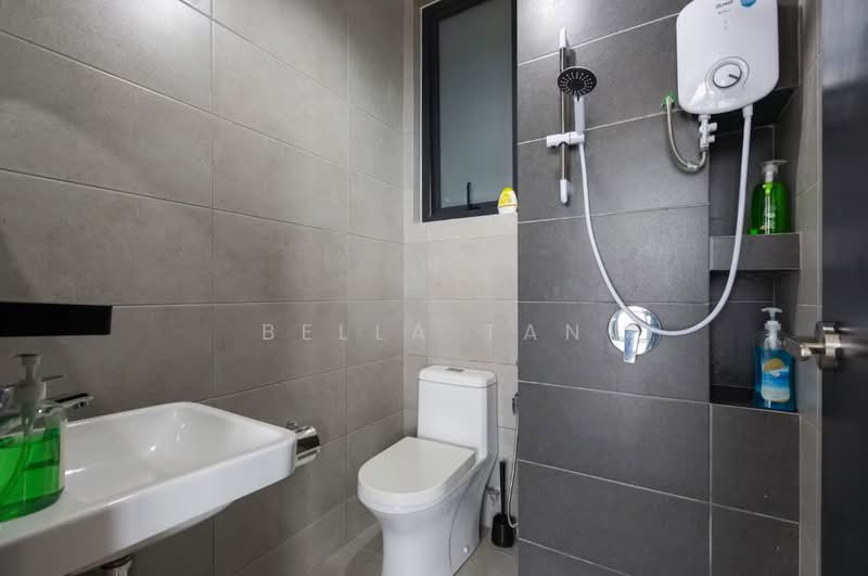 Service Residence for Sale at The M @ Medini Macrolink - Bella Tan - Bathroom - PropertyGuru.com.my