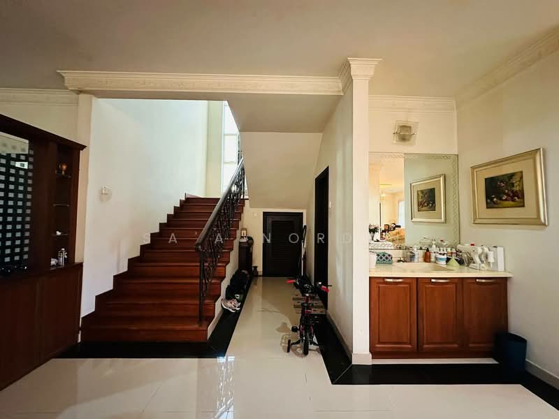 Untuk Dijual - Seksyen 8