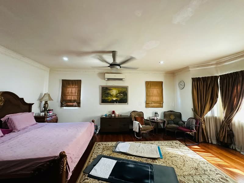 Untuk Dijual - Seksyen 8