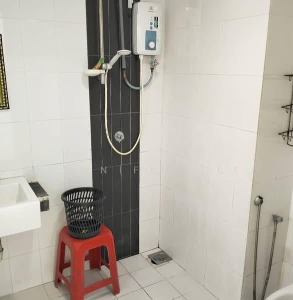 Kondominium untuk Dijual di Plaza Menjalara - Jennifer Tee - Bathroom - PropertyGuru.com.my