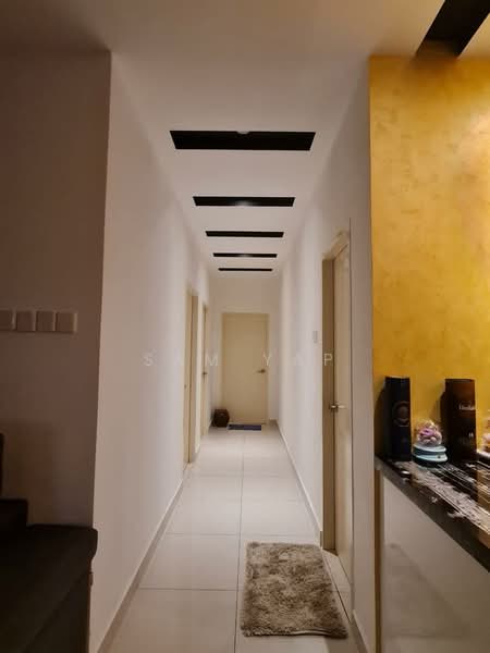 Kondominium untuk Disewa di Damansara Foresta - Sam Yap - Corridor - PropertyGuru.com.my
