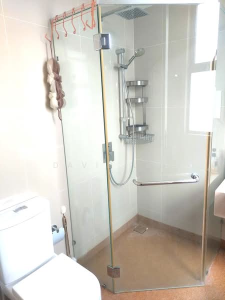 Servis Apartment untuk Disewa di Danau Kota Suite Apartments - David Lao - Bathroom - PropertyGuru.com.my