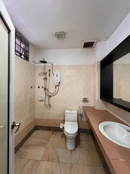 Untuk Dijual - Bukit Jaya 2.5 Storey Terrace