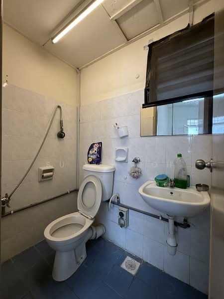 Service Residence for Rent at Taman Pusat Kepong - Su Nee Goh - Bathroom - PropertyGuru.com.my