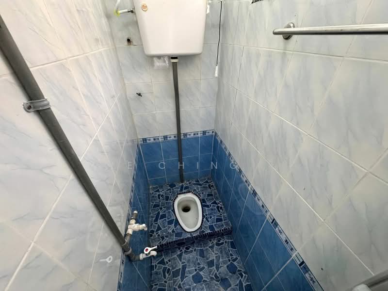 2-storey Terraced House for Sale in Desa Paya Mengkuang (Gelang Patah) - Le Ching . - Bathroom - PropertyGuru.com.my