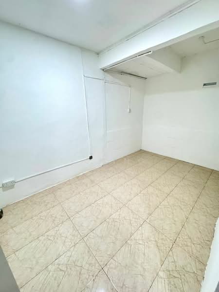 2-storey Terraced House for Sale in Desa Paya Mengkuang (Gelang Patah) - Le Ching . - Interior - PropertyGuru.com.my