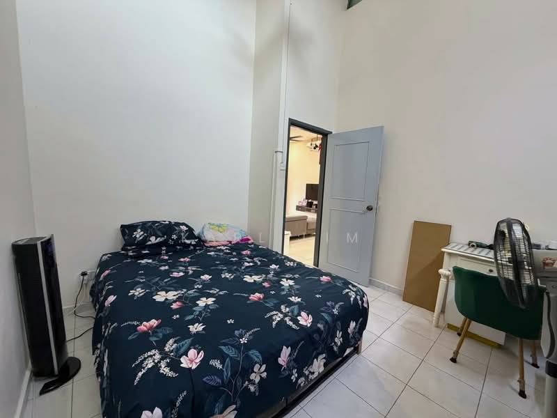 Rumah Teres 1 Tingkat untuk Dijual di Taman Puteri Wangsa (Ulu Tiram) - Karl Lim - Bedroom - PropertyGuru.com.my