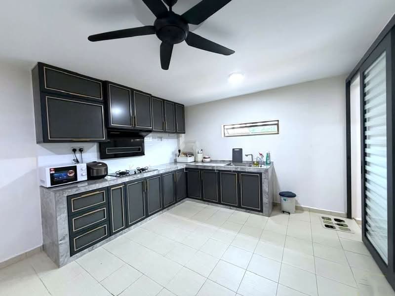 Rumah Teres 1 Tingkat untuk Dijual di Taman Puteri Wangsa (Ulu Tiram) - Karl Lim - Kitchen - PropertyGuru.com.my