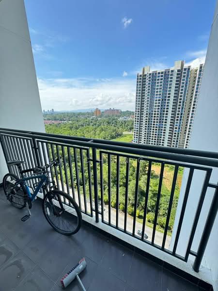 Pangsapuri untuk Dijual di Aliff Avenue (Dwi Alif) - Le Ching . - Balcony - PropertyGuru.com.my