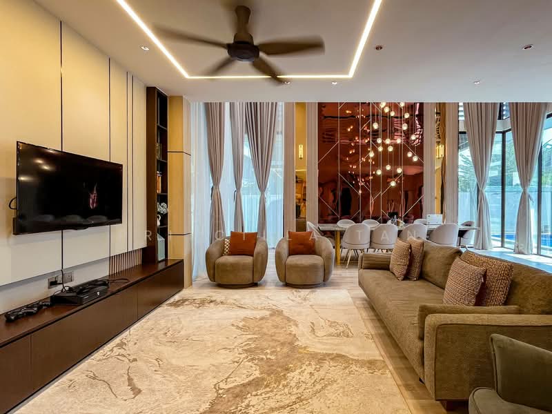 Semi-Detached House for Sale in Denai Alam (Shah Alam) - Priscilla Tan - Living Room - PropertyGuru.com.my