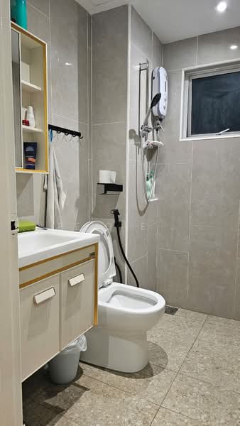 Service Residence for Sale at Metropolitan Square Service Residence - PeiGee . - Bathroom - PropertyGuru.com.my