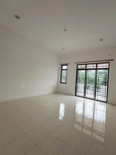 Rumah Teres 2-Tingkat untuk Dijual di Setia Tropika (Johor Bahru) - William Tay - Living Room - PropertyGuru.com.my