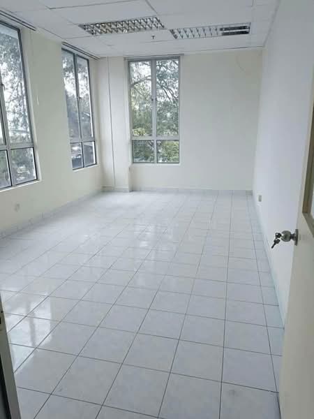 Warehouse for Rent in Seksyen 27 (Shah Alam) - Ridhwan Razak - Interior - PropertyGuru.com.my