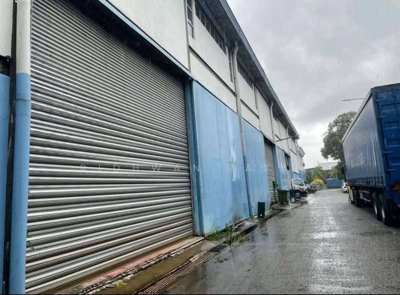 Warehouse for Rent in Seksyen 27 (Shah Alam) - Ridhwan Razak - Exterior - PropertyGuru.com.my