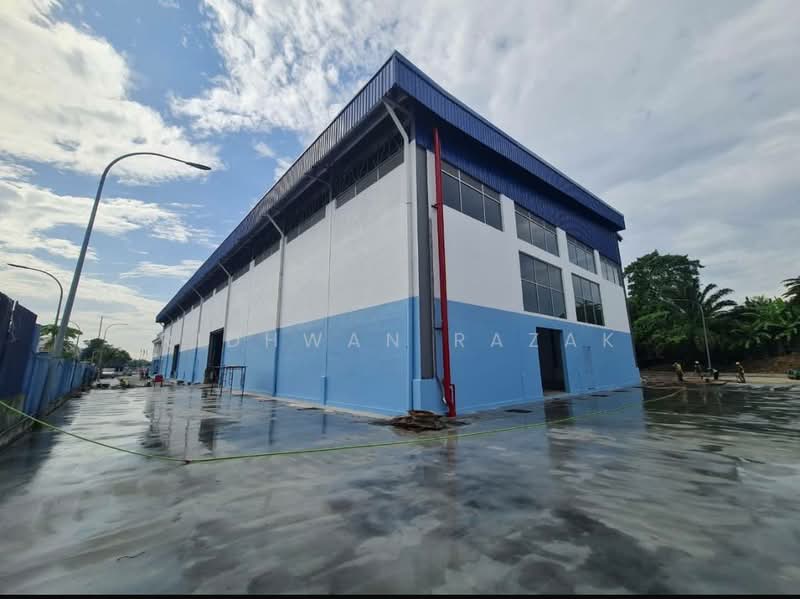 Warehouse for Rent in Seksyen 27 (Shah Alam) - Ridhwan Razak - Exterior - PropertyGuru.com.my