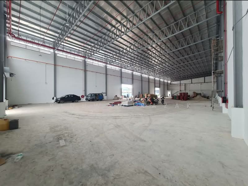 Warehouse for Rent in Seksyen 27 (Shah Alam) - Ridhwan Razak - Interior - PropertyGuru.com.my