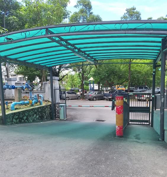 Apartment for Sale at Pangsapuri Vista Serdang - Lily Siow - Security Guarded + Bus Stop - PropertyGuru.com.my