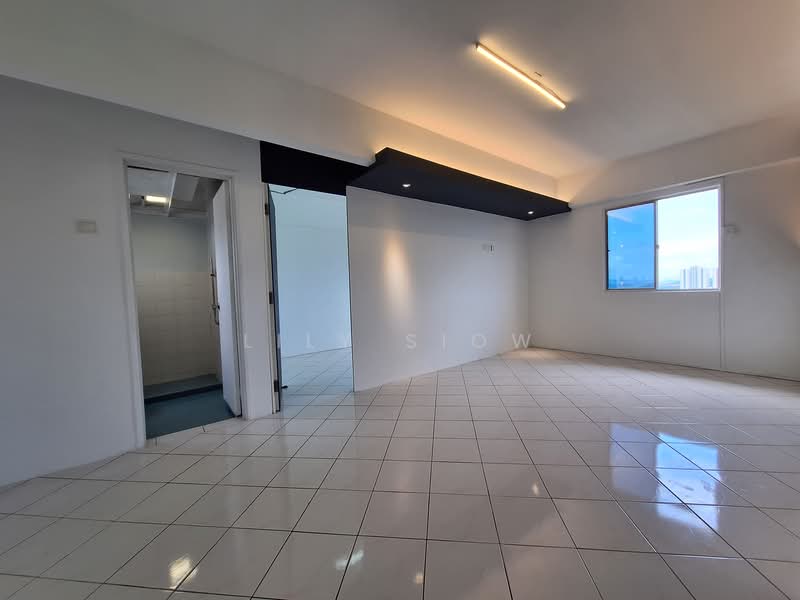 Apartment for Sale at Pangsapuri Vista Serdang - Lily Siow - 4 Bedrooms - PropertyGuru.com.my