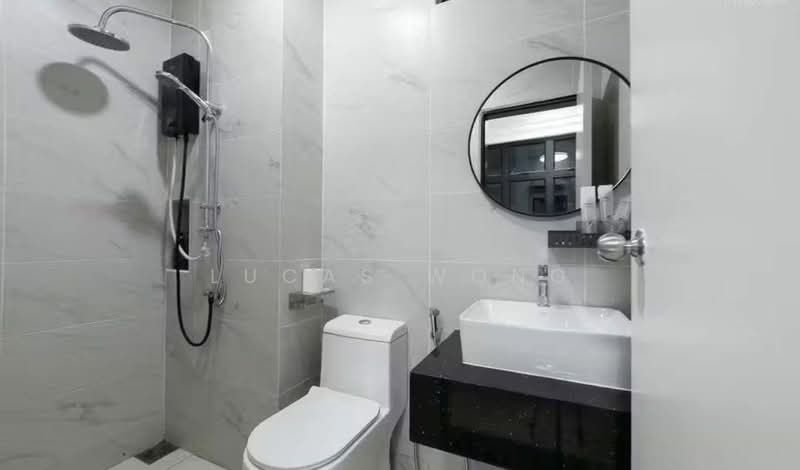 Service Residence for Sale at Space Residency - Lucas Wong - Bathroom - PropertyGuru.com.my