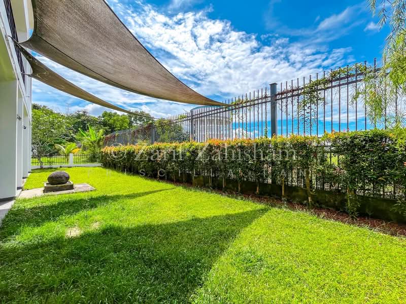 Bungalow for Sale in Mines Resort City (Seri Kembangan) - Priscilla Tan - Garden - PropertyGuru.com.my