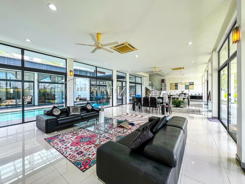 Bungalow for Sale in Mines Resort City (Seri Kembangan) - Priscilla Tan - Living Room - PropertyGuru.com.my