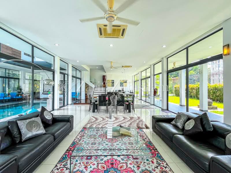 Bungalow for Sale in Mines Resort City (Seri Kembangan) - Priscilla Tan - Living Room - PropertyGuru.com.my
