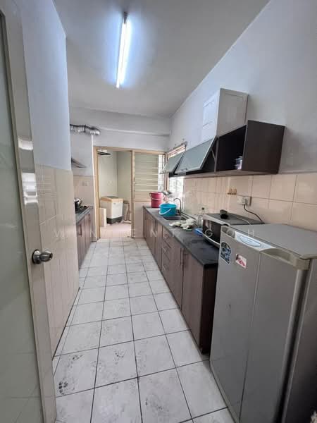 Condominium for Sale at Menara Menjalara - Vincent Goh - Kitchen - PropertyGuru.com.my