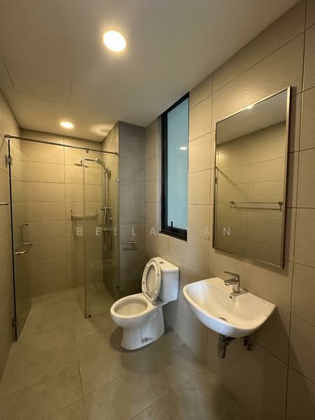 Kondominium untuk Dijual di The Elysia Park Residence - Bella Tan - Bathroom - PropertyGuru.com.my