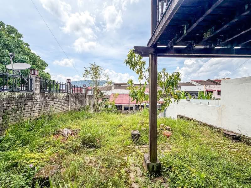 3.5-storey Terraced House for Sale in Ampang Jaya (Ampang) - Izzat Zamros - PropertyGuru.com.my