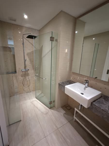 Servis Apartment untuk Disewa di Anggun Residences - Don Lee Kah Hou - Bathroom - PropertyGuru.com.my
