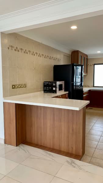 Kondominium untuk Disewa di Merak Kayangan Court - Elaine Garcia - Kitchen - PropertyGuru.com.my