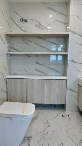 Kondominium untuk Disewa di Merak Kayangan Court - Elaine Garcia - Bathroom - PropertyGuru.com.my