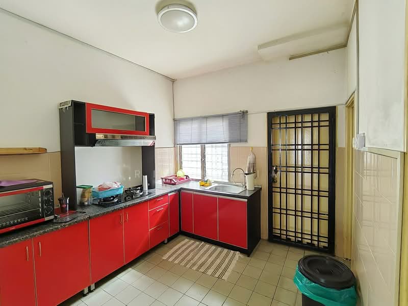 2-storey Terraced House for Sale in Bandar Putra Permai (Seri Kembangan) - Arif Halim - PropertyGuru.com.my